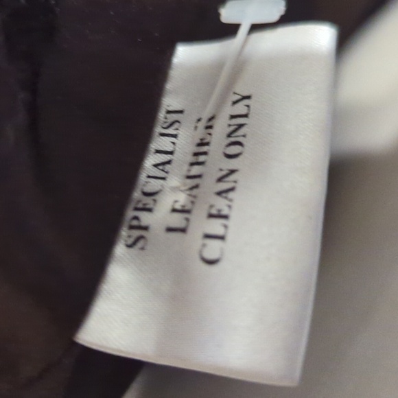 Leather coat - Picture 8 of 8